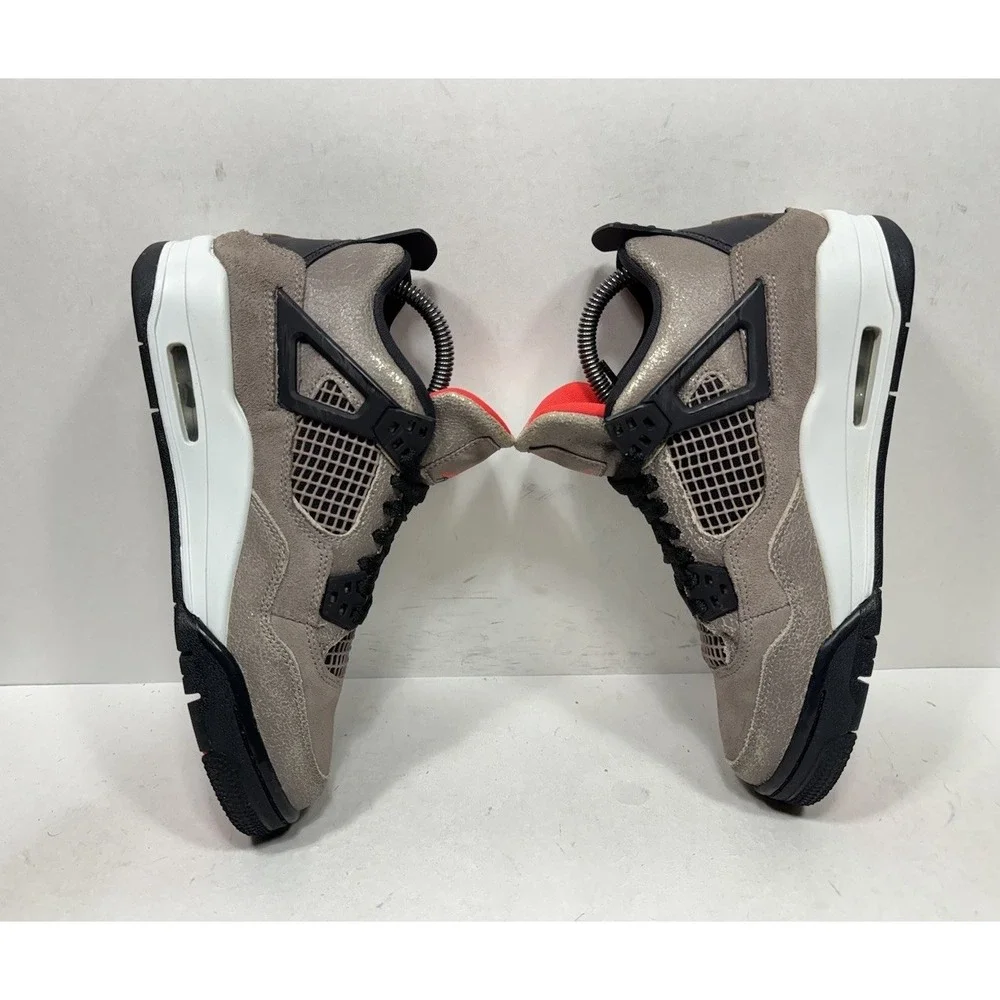 Nike Air Jordan 4 Retro Taupe Haze Black GS 2021 DJ6249-200 Youth Size 5.5Y Rare